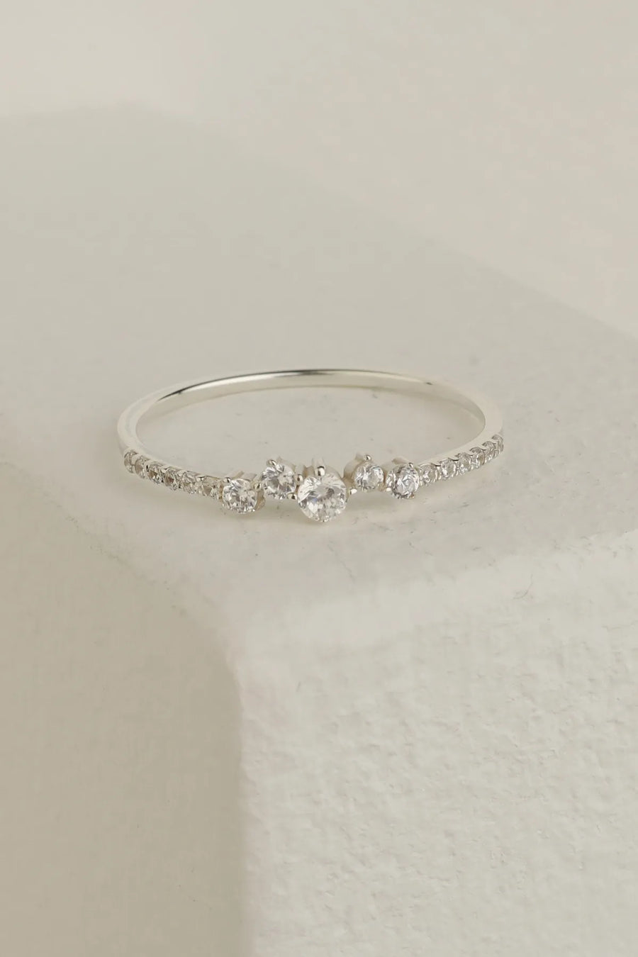 Elegant Vintage Ring