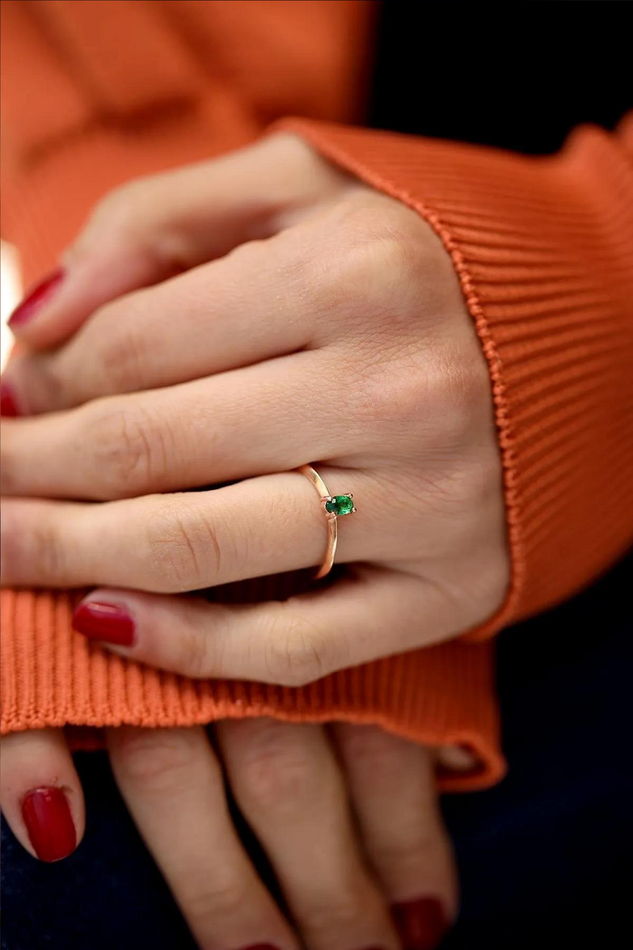 Emerald Stone Minimal Ring
